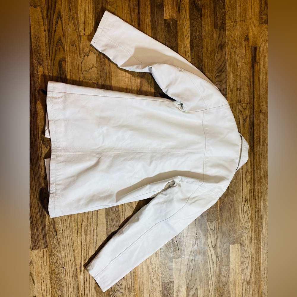 Beautiful USA rare to find White Leather Jacket vintage - Picture 4 of 13